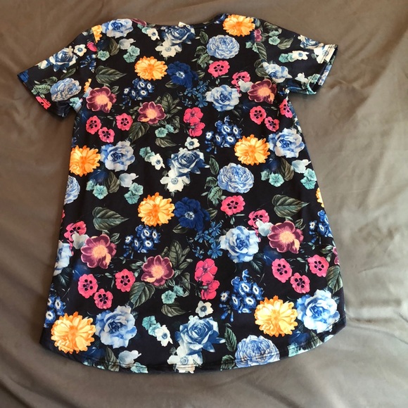 Lularoe everyday T - Picture 5 of 6